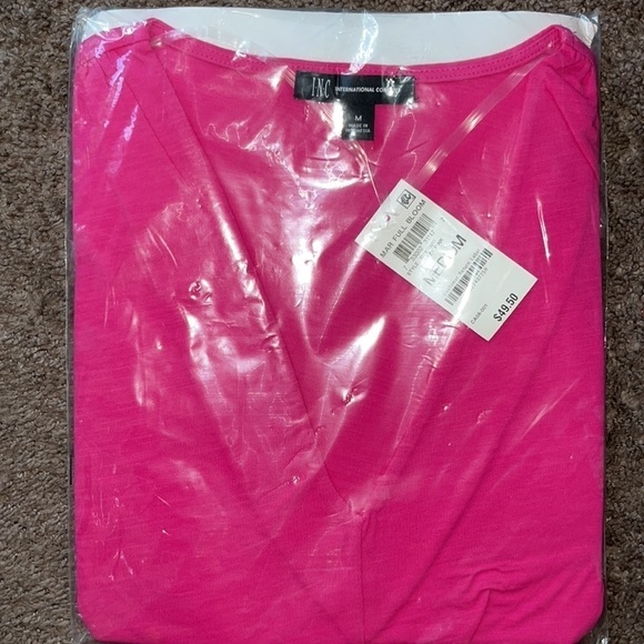INC Concepts tops size Medium NWT Kelly‎ green pink - Picture 3 of 5